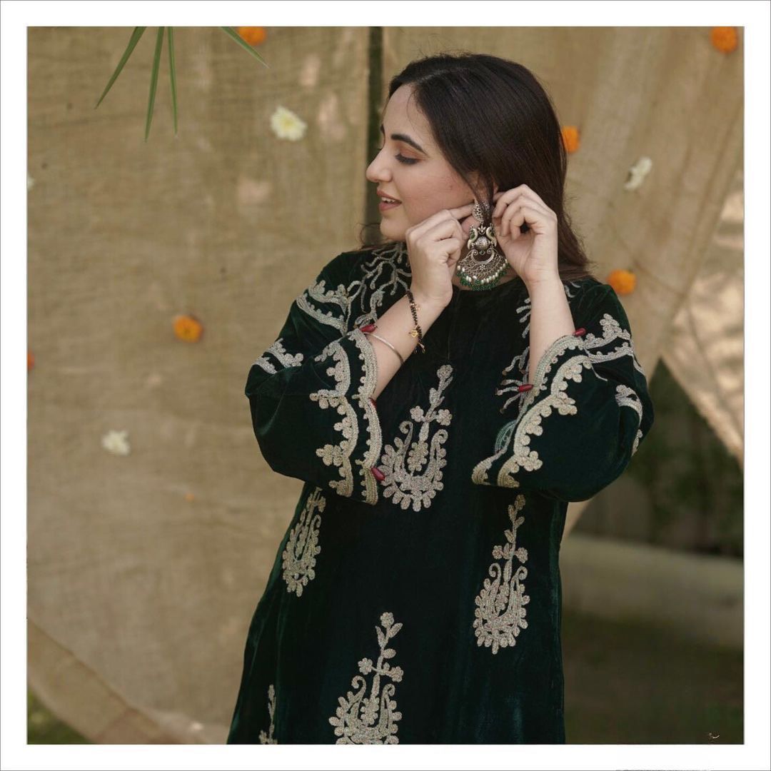  LG 1762 Heavy Embroidery Velvet Kurtis With Bottom Catalog
